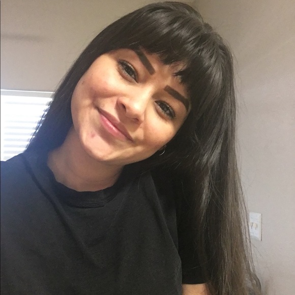 Meet your Posher, Rosa - Picture 2 of 2